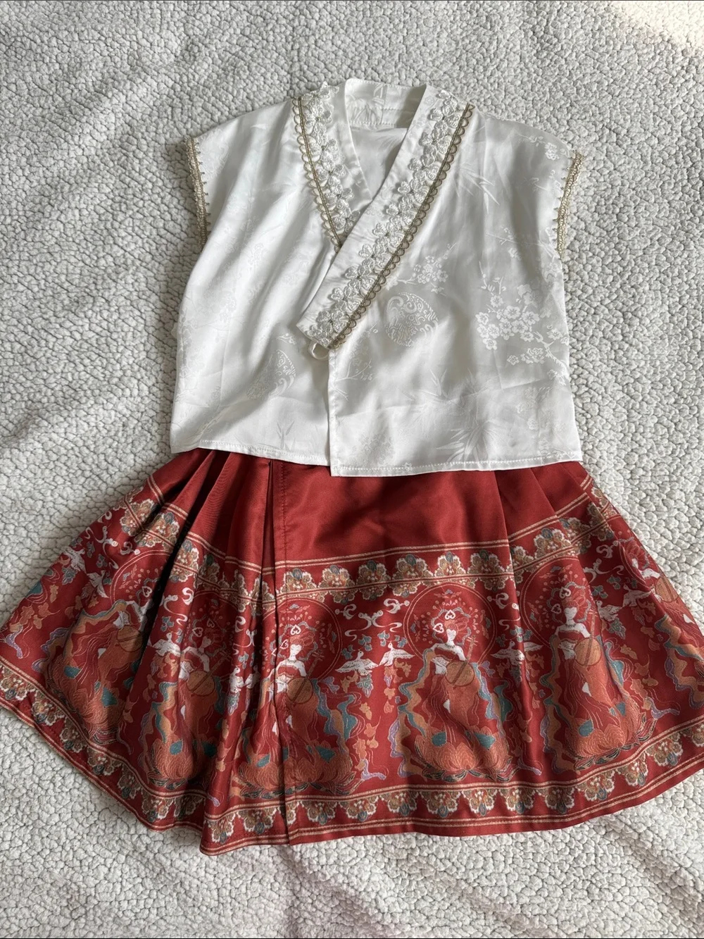 Traditional Kids Costume Set in White and Red - Elegant Festival Outfit